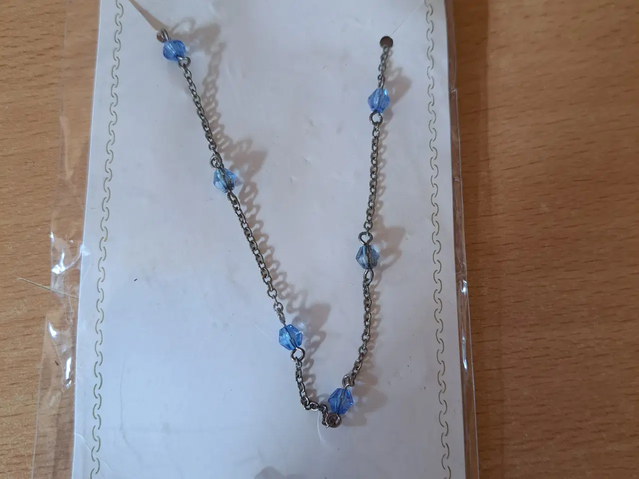 Billede 1 - Halskæde med blå perler 