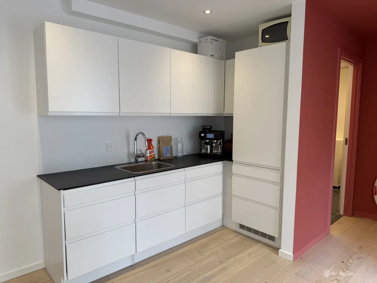 Billede 4 - Nyere istandsat kontor i hyggelig baggård