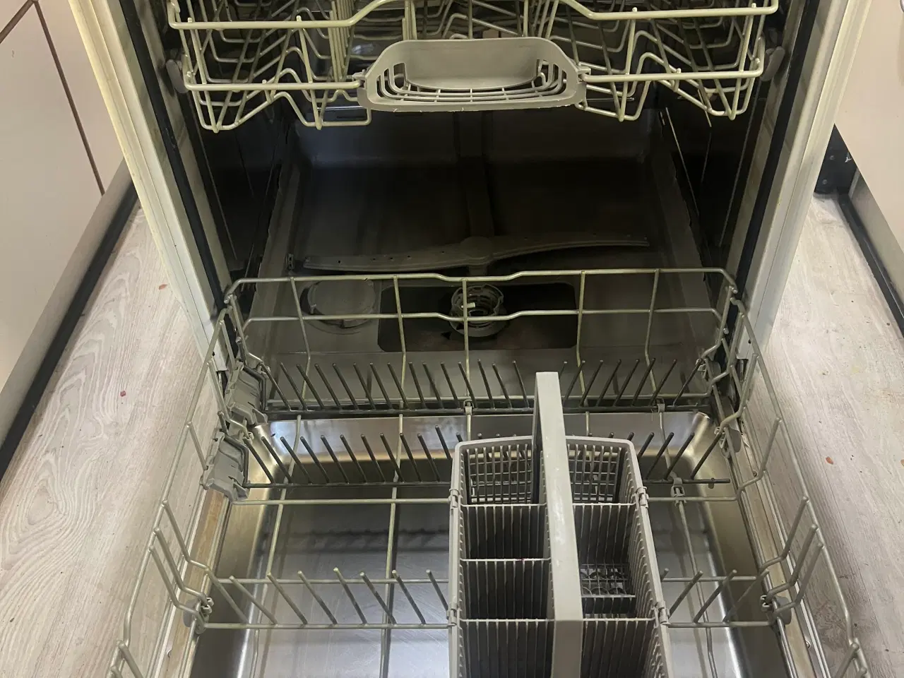 Billede 2 - Opvaskemaskinen 