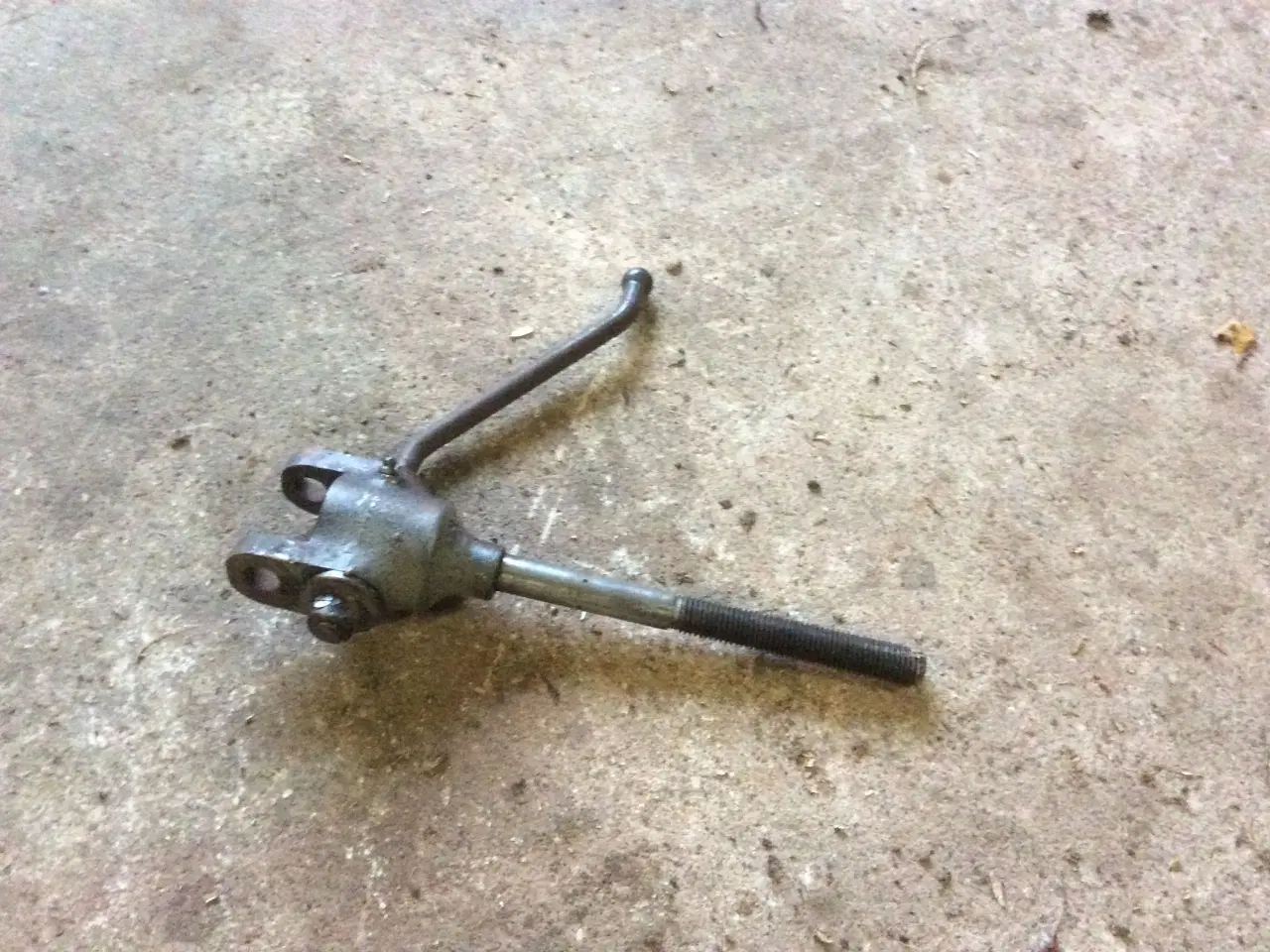 Billede 1 - Liftspindel  for liftarm Ferguson 35