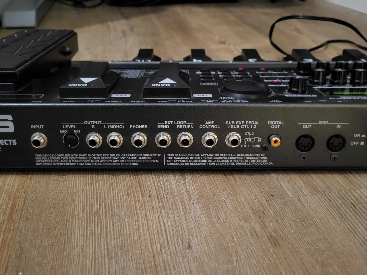 Billede 5 - Boss Gt-8 med original strømforsyning og taske 