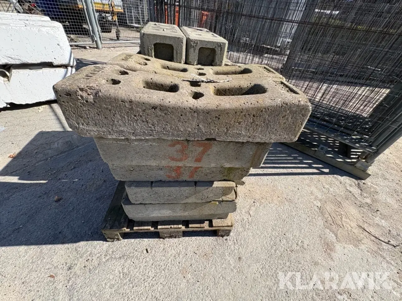 Billede 9 - Byggepladshegn 21 styk og fødder 32 styk