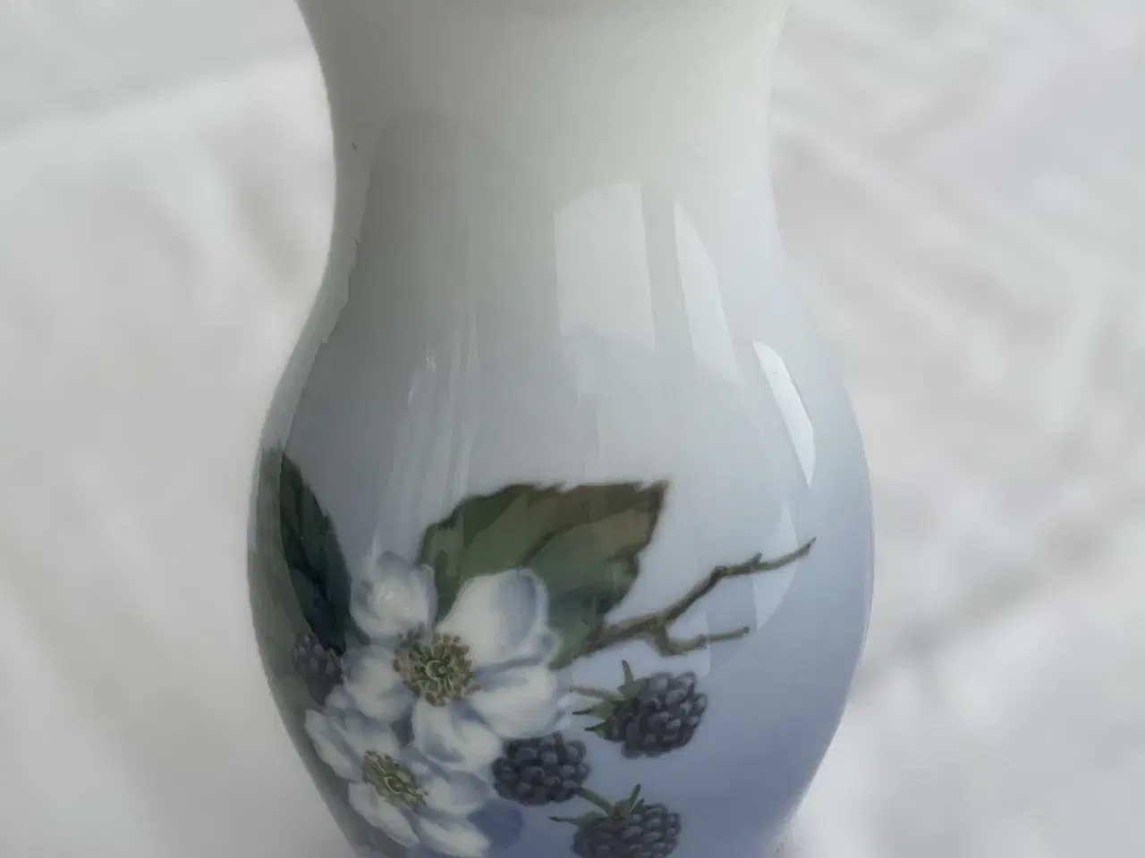 Billede 4 - Royal Copenhagen vase fra 1947 - perfekt stand