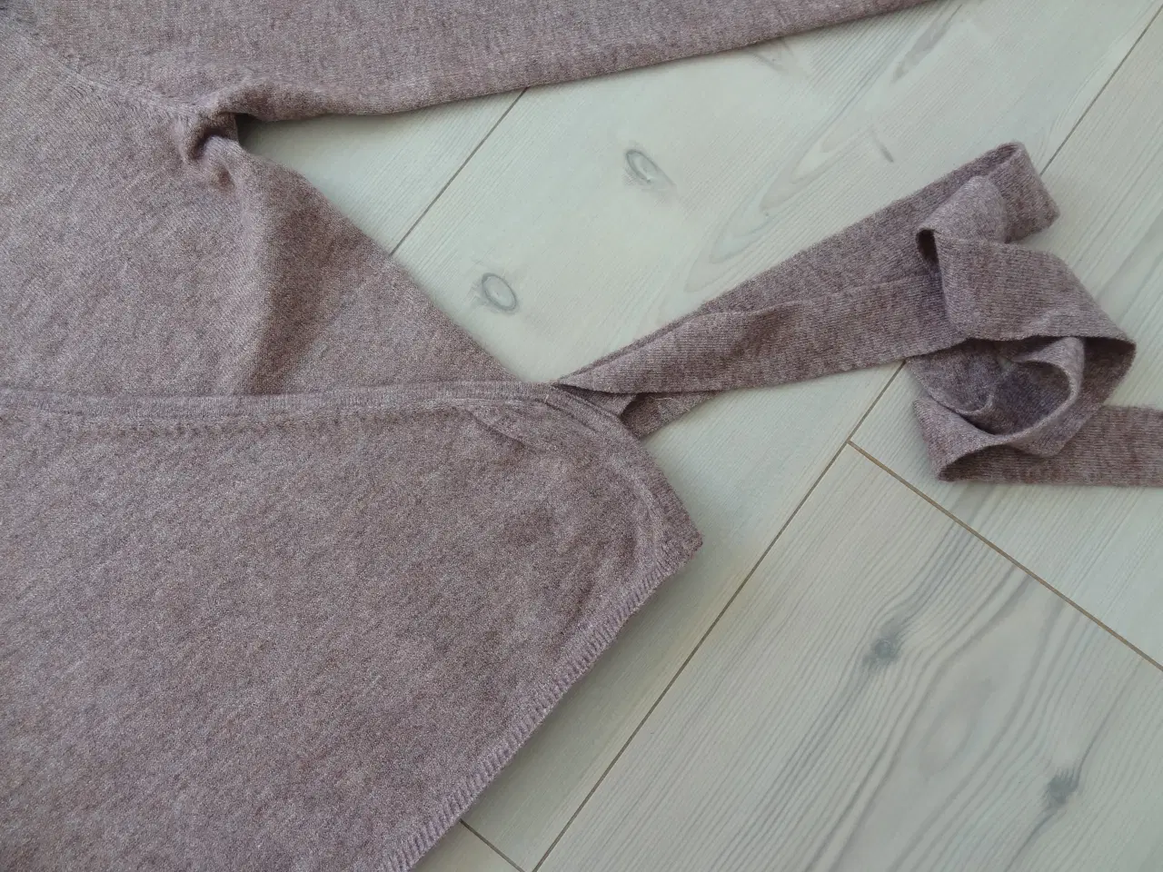 Billede 6 - Bluse, Sweater, Cardigan, Slåombluse, str. 36, 