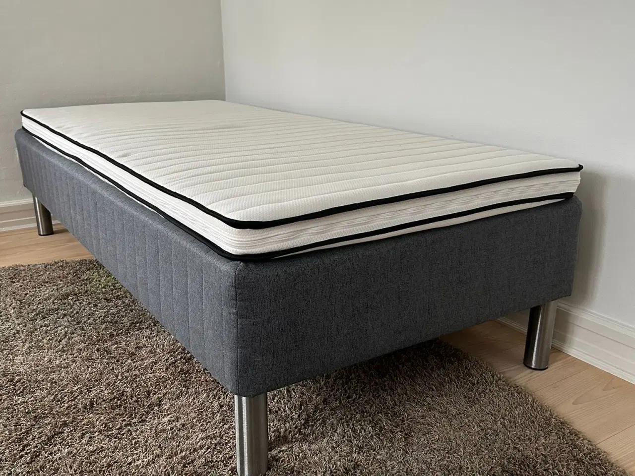 Billede 2 - Boksmadras 90 x 200 cm incl topmadras