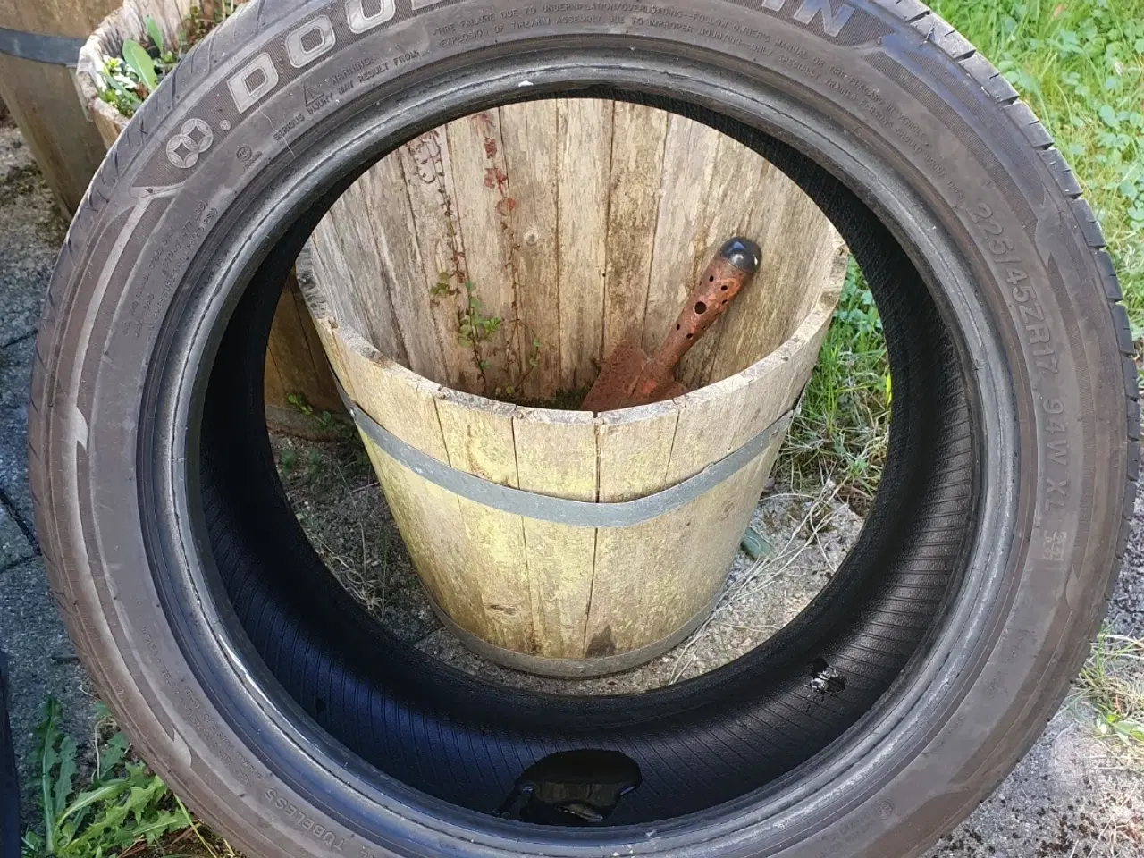 Billede 2 - Sommerdæk 2 stk