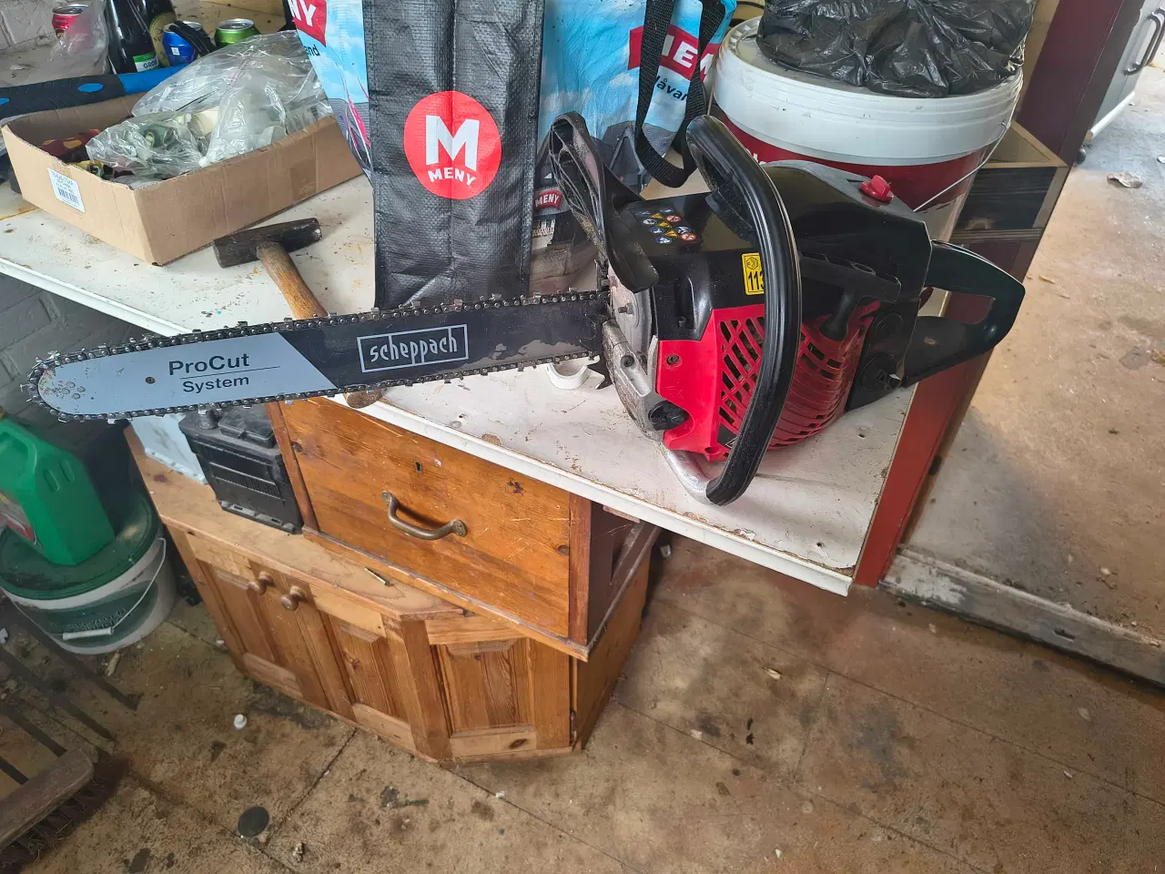 Billede 1 - Motorsav næsten ny