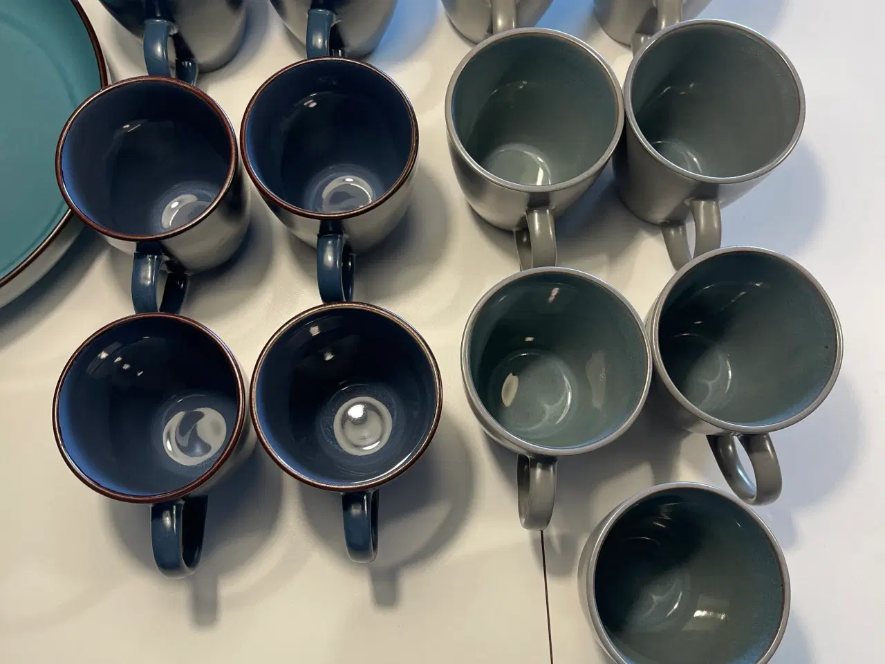 Billede 2 - Farvet stel med tilbehør