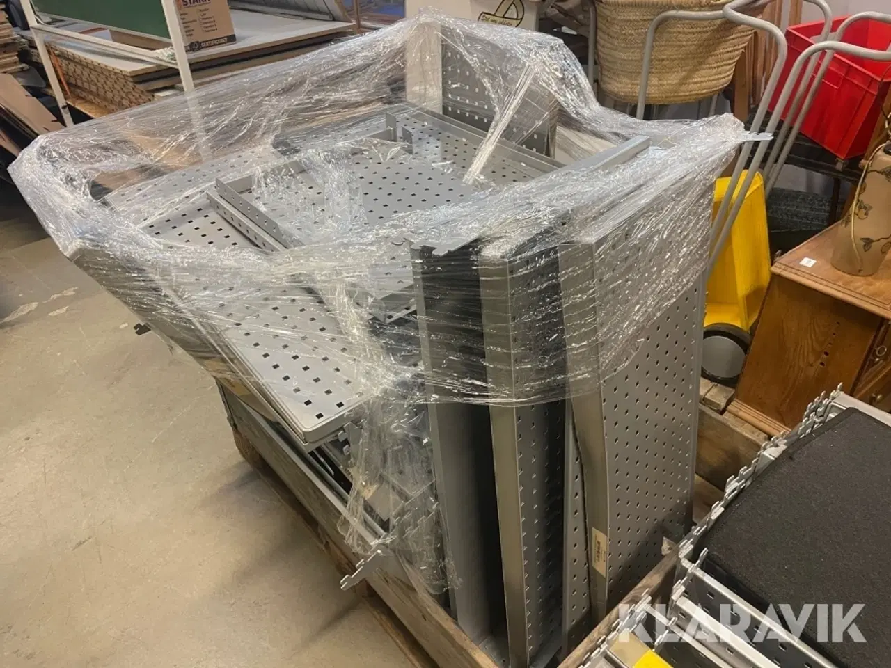 Billede 9 - Butiks inventar