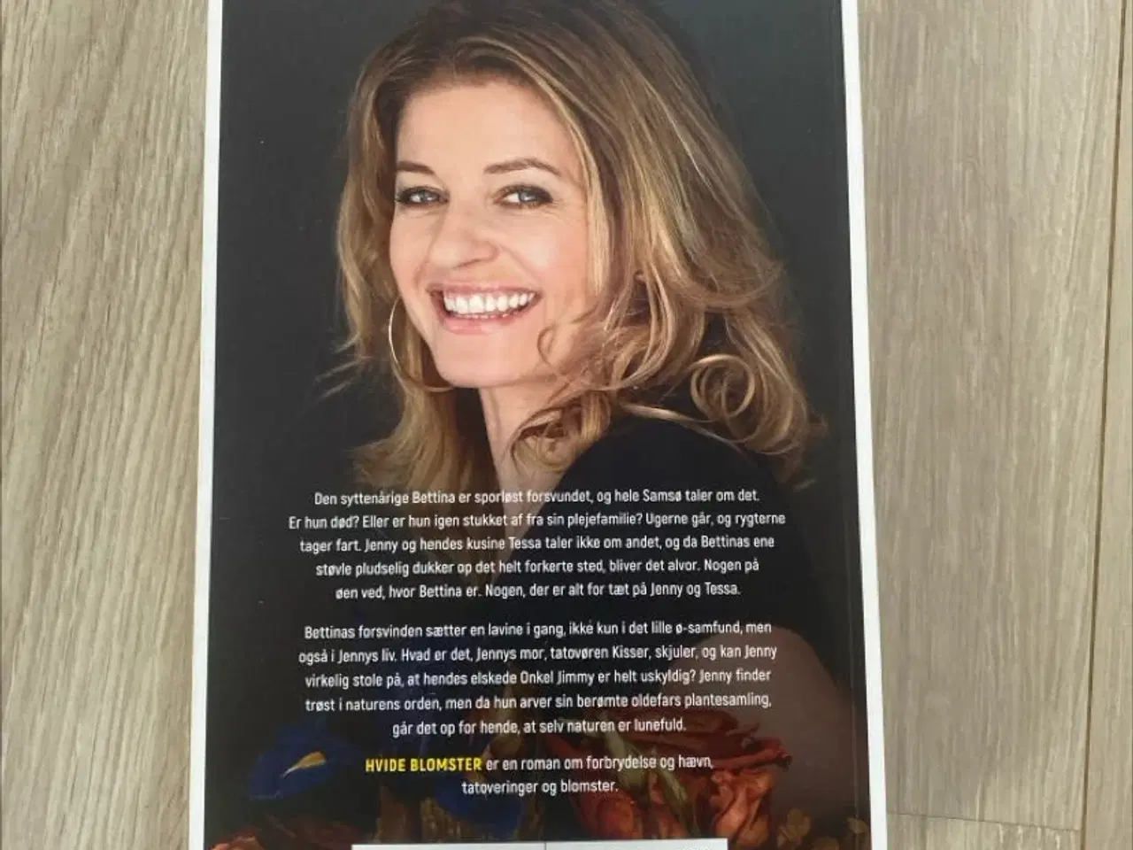 Billede 2 - Hvide blomster af Sissel-Jo Gazan