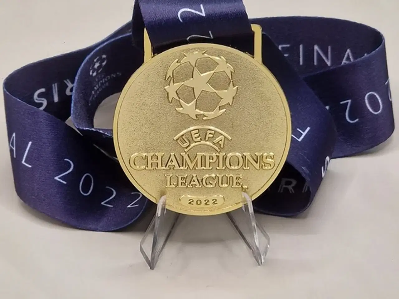 Billede 1 - Uefa Paris 2022 Real Madrid guldmedalje