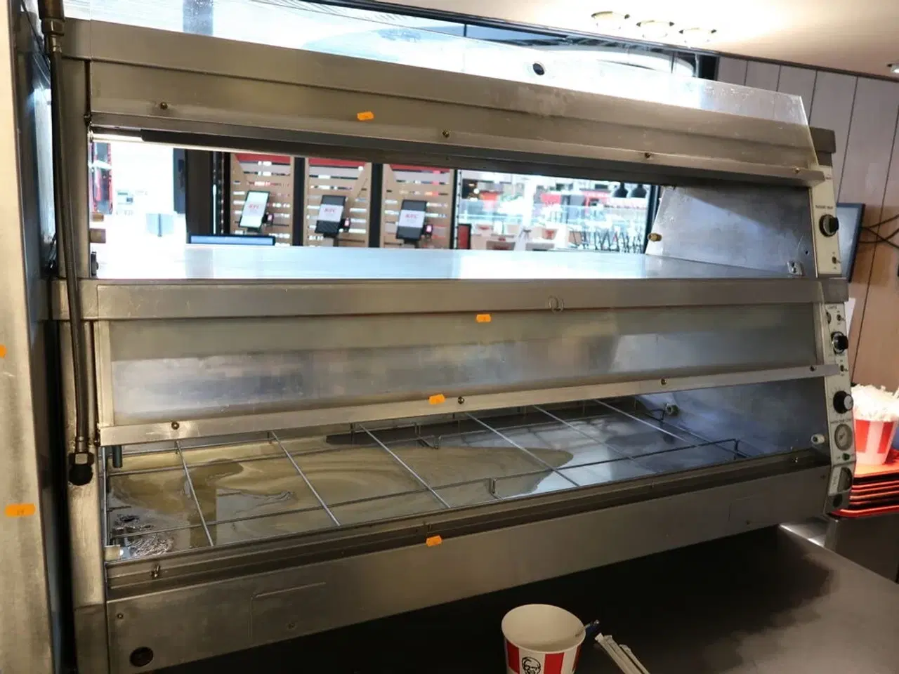 Billede 2 - Rustfri stålbord med varmeskab HENNY PENNY HCW-5