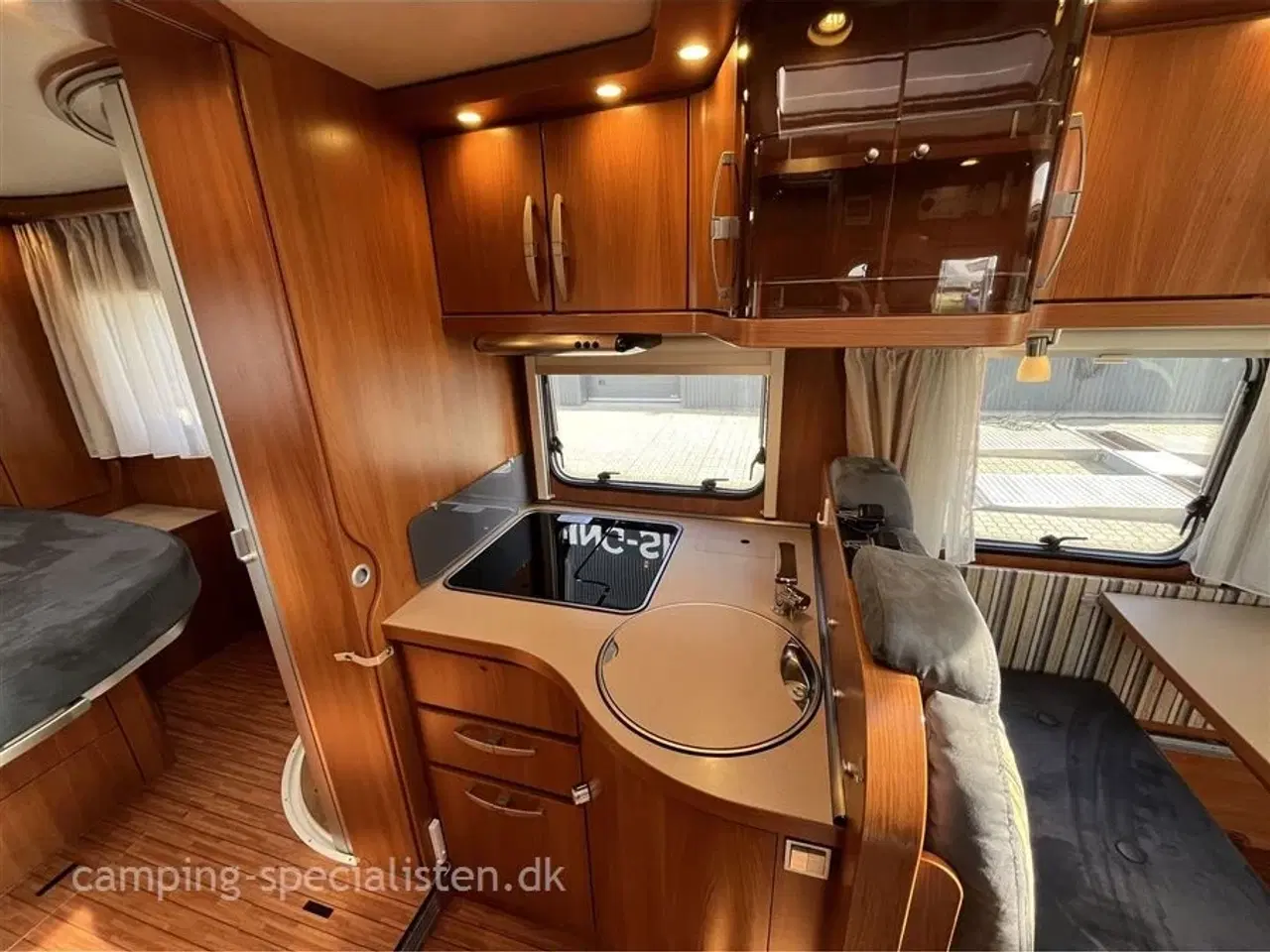 Billede 9 - 2011 - Hymer Eriba   2011 Hymer Eriba Car 697 - se den nu hos Camping-Specialisten i Silkeborg