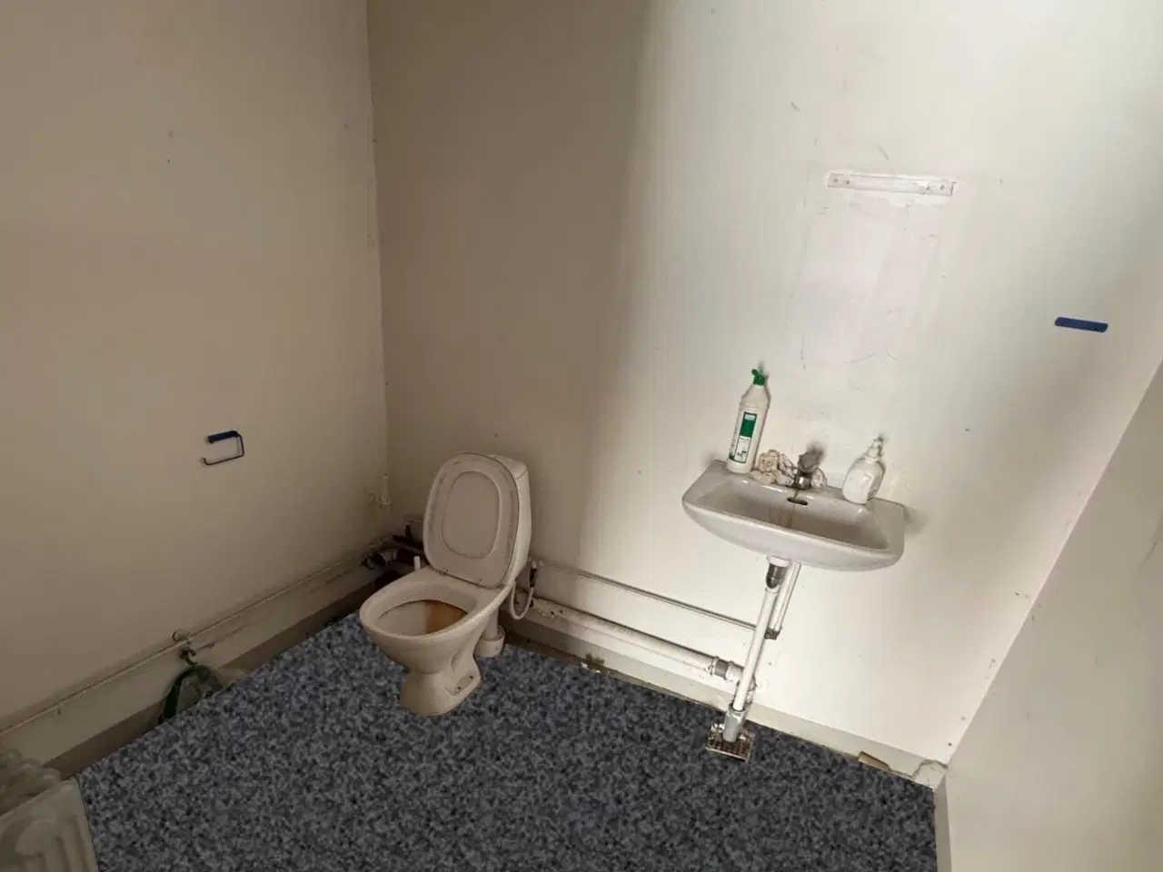 Billede 4 - Lagerbygning med gode tilkørselsforhold og port