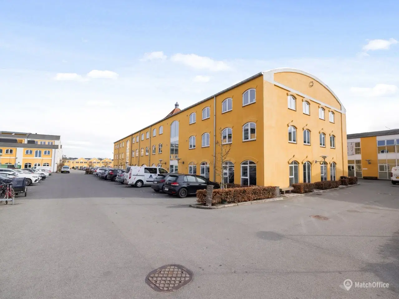 Billede 12 - Indbydende lejemål i roligt erhvervsområde