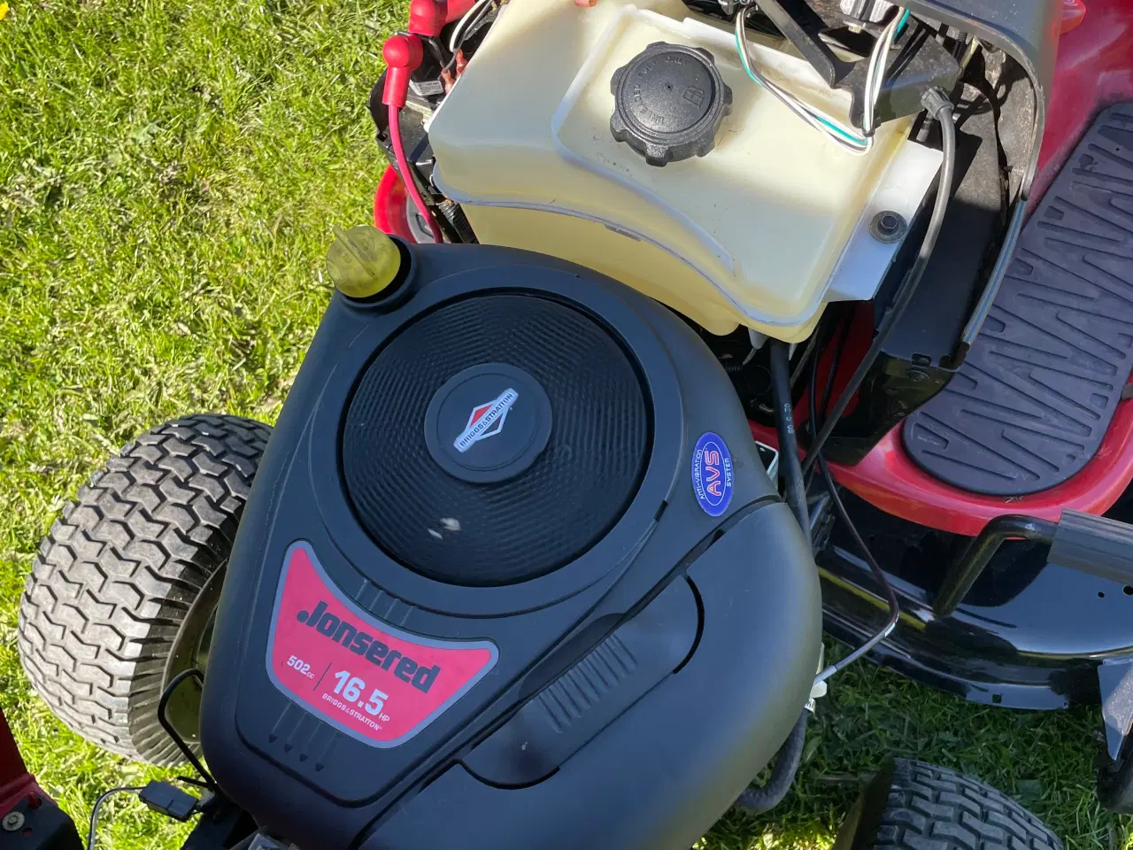Billede 5 - Jonsered LT2217A havetraktor