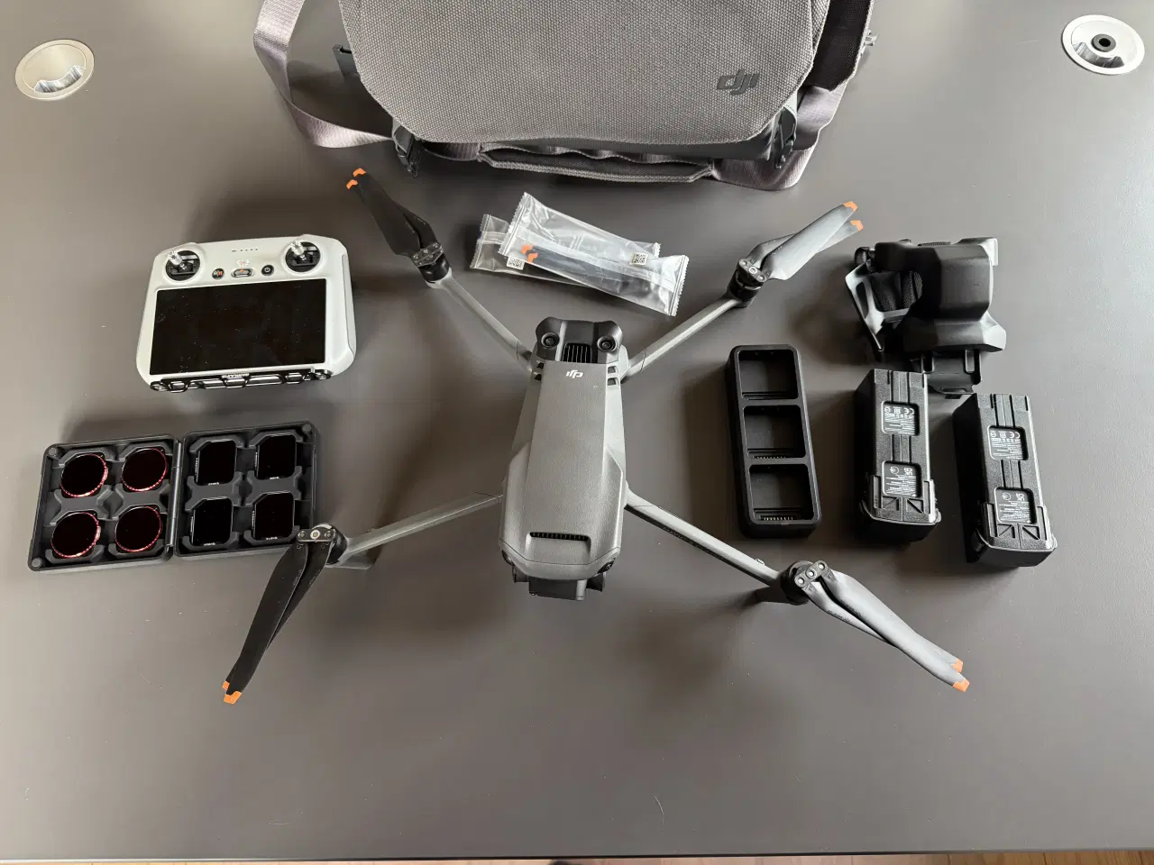 Billede 2 - DJI Mavic 3 Classic Drone inkl fly-more pakke