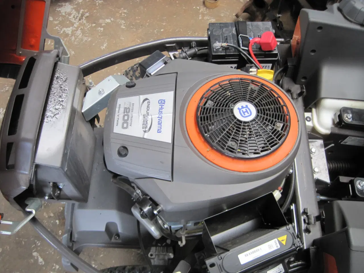 Billede 5 - Husqvarna 419 TsX awd 112 cm - som ny