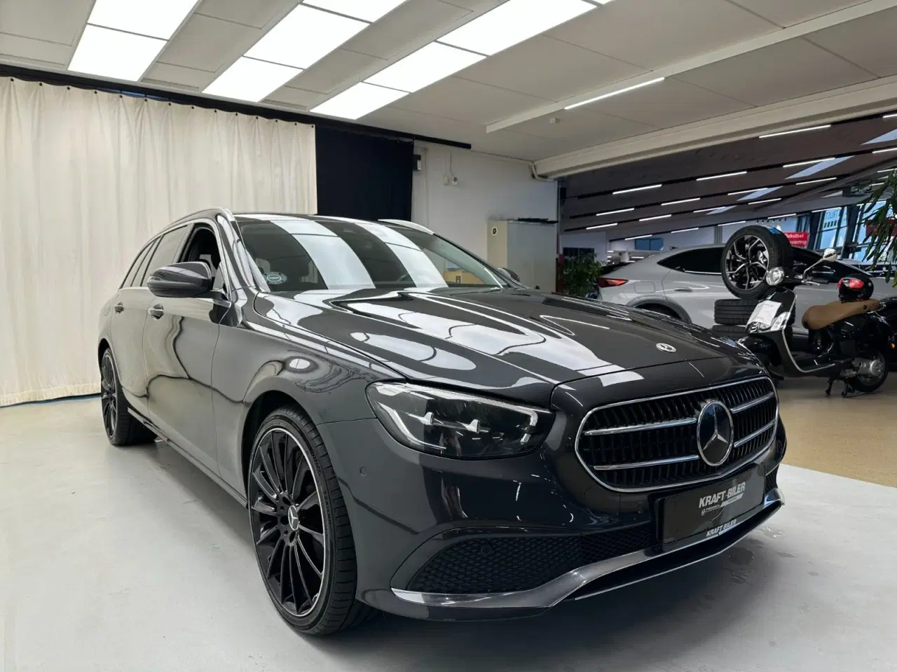 Billede 6 - Mercedes E300 de 2,0 stc. aut.