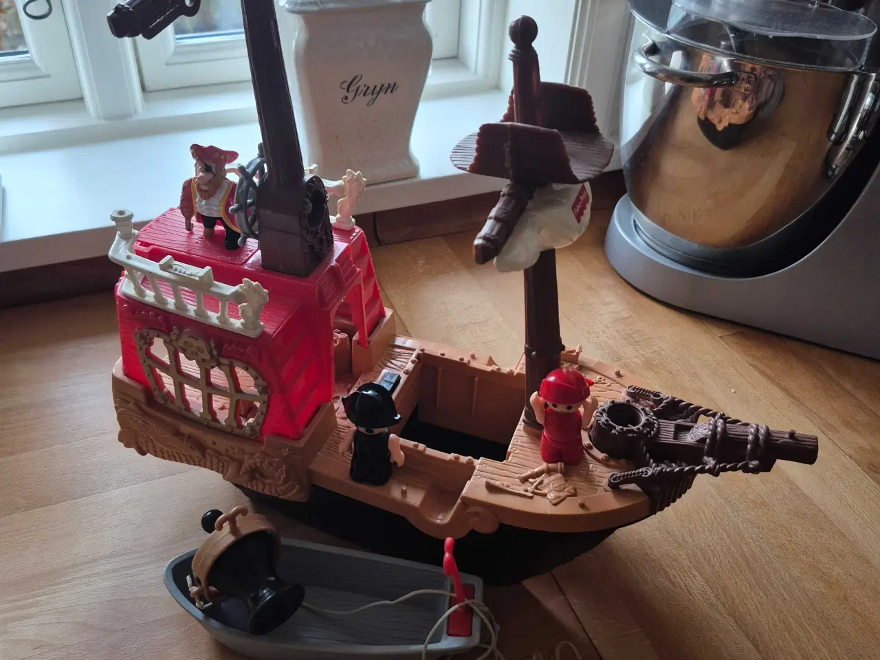 Billede 1 - Sørøverskib