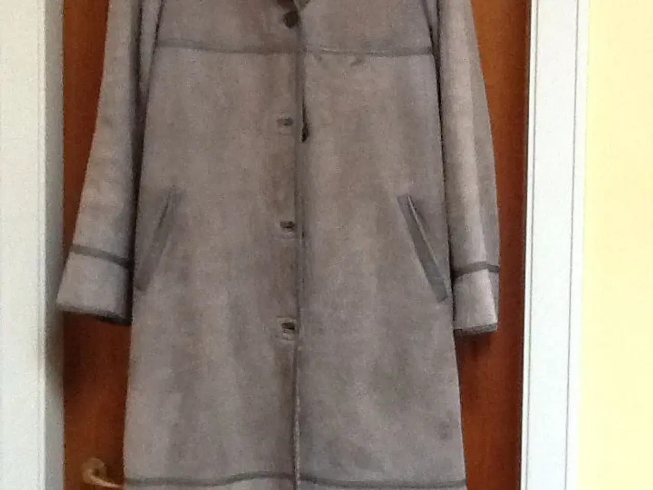 Billede 2 - Dame frakke rulam grå