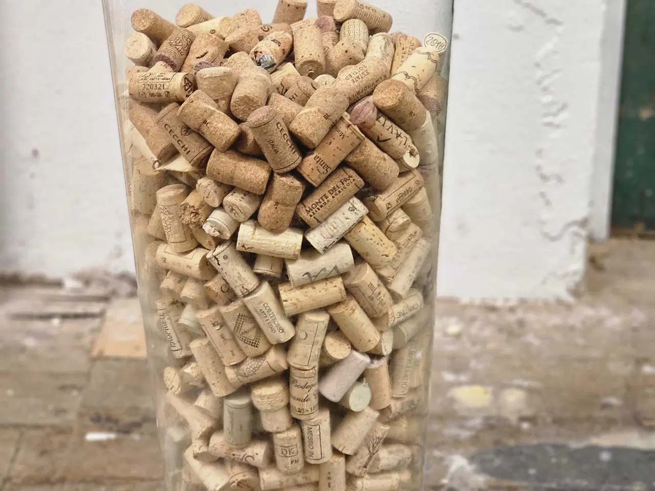 Billede 1 - Glas vase med vinpropper