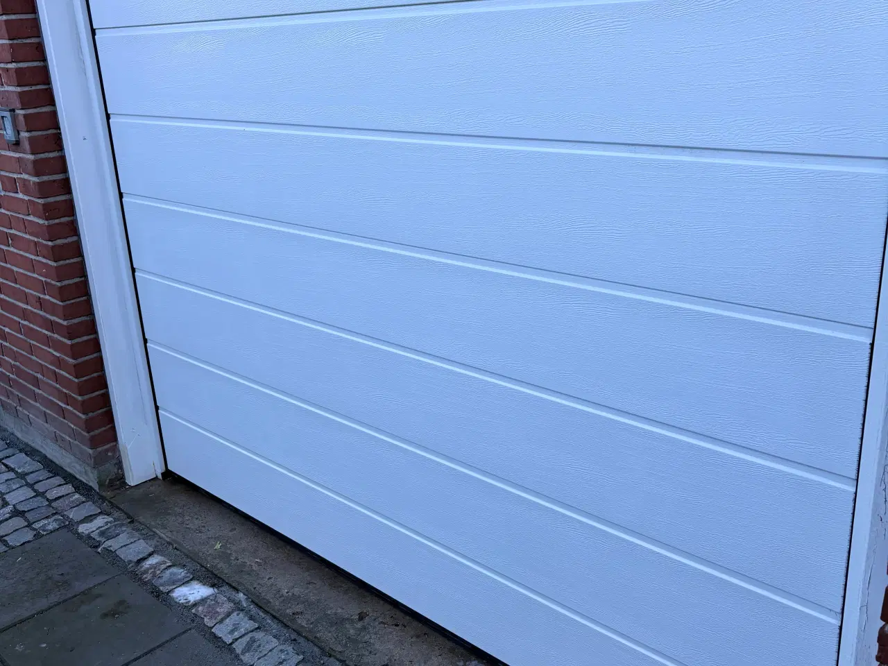 Billede 3 - Hörmann hvid automatisk ledhejseport