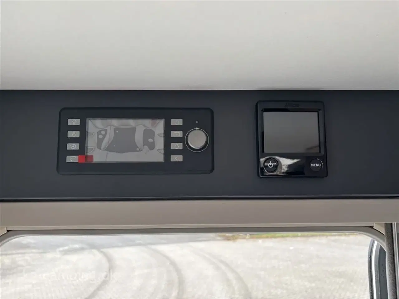 Billede 14 - 2026 - Adria Adora 663 UT Alde Den store nyhed i Adora serien. Enkeltsenge, stort baderum og med Alde centralvarme