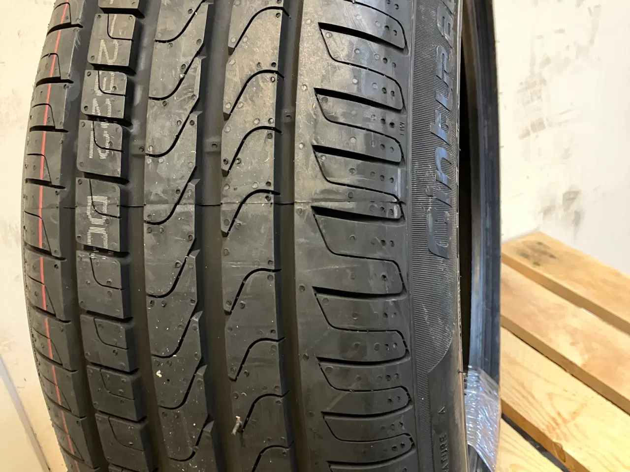 Billede 2 - Pirelli sommerdæk 150kr 