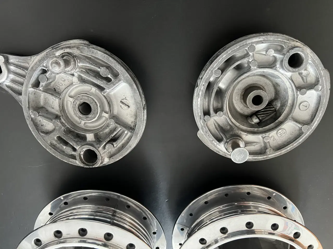 Billede 7 - Honda cd50 hjulnav+bremseplader gl model