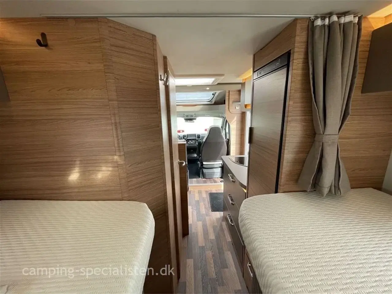 Billede 7 - 2025 - Weinsberg CaraCompact 600 MEG   Så god som ny - med masser af udstyr - Weinsberg Pepper 600 MEG 2025 - Kan nu opleves hos Camping-Specialisten i Silkeborg