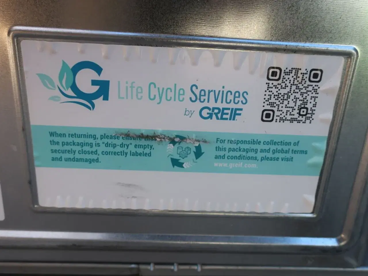 Billede 5 - 1000 L beholder med indhold