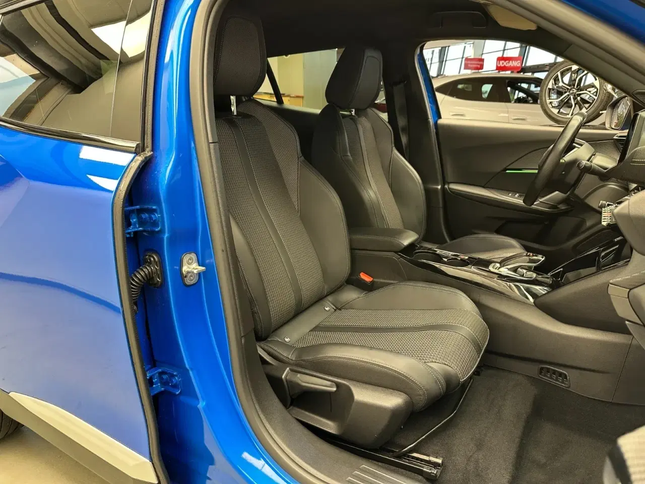 Billede 12 - Peugeot e-2008 50 GT