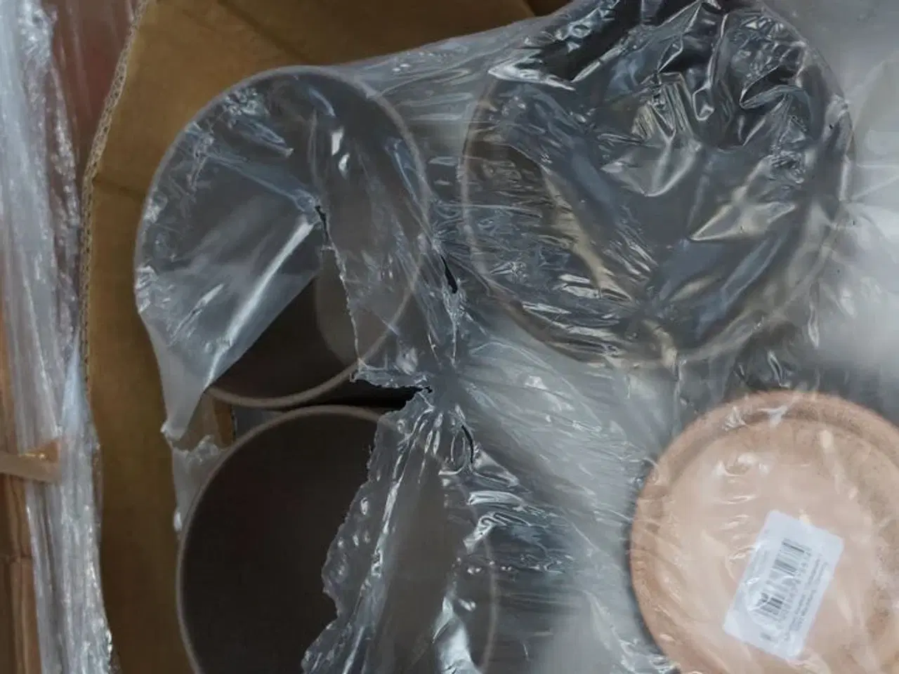 Billede 3 - Palle med diverse plasticpotter