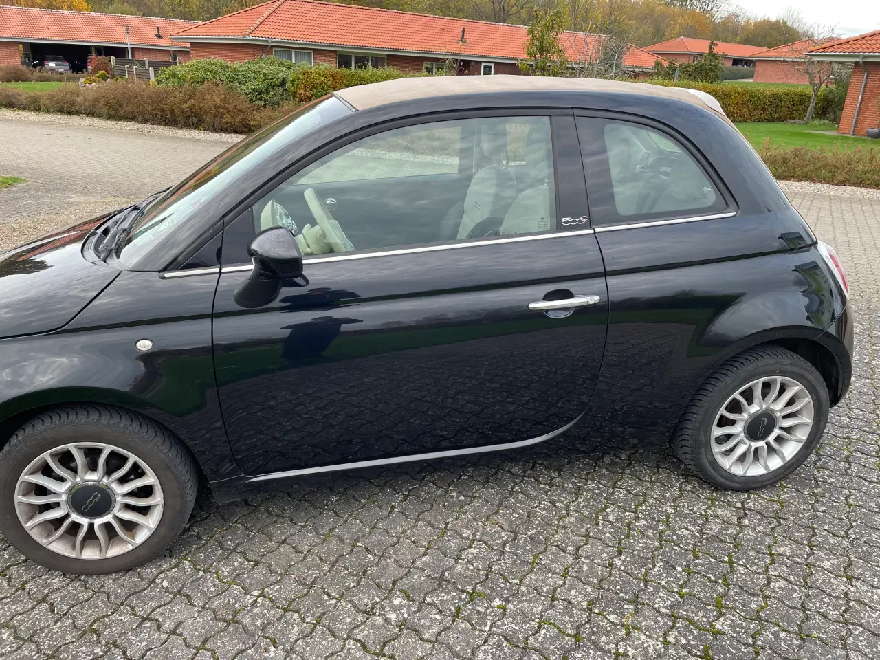 Billede 6 - Pæn og i orden Fiat 500 cabriolet