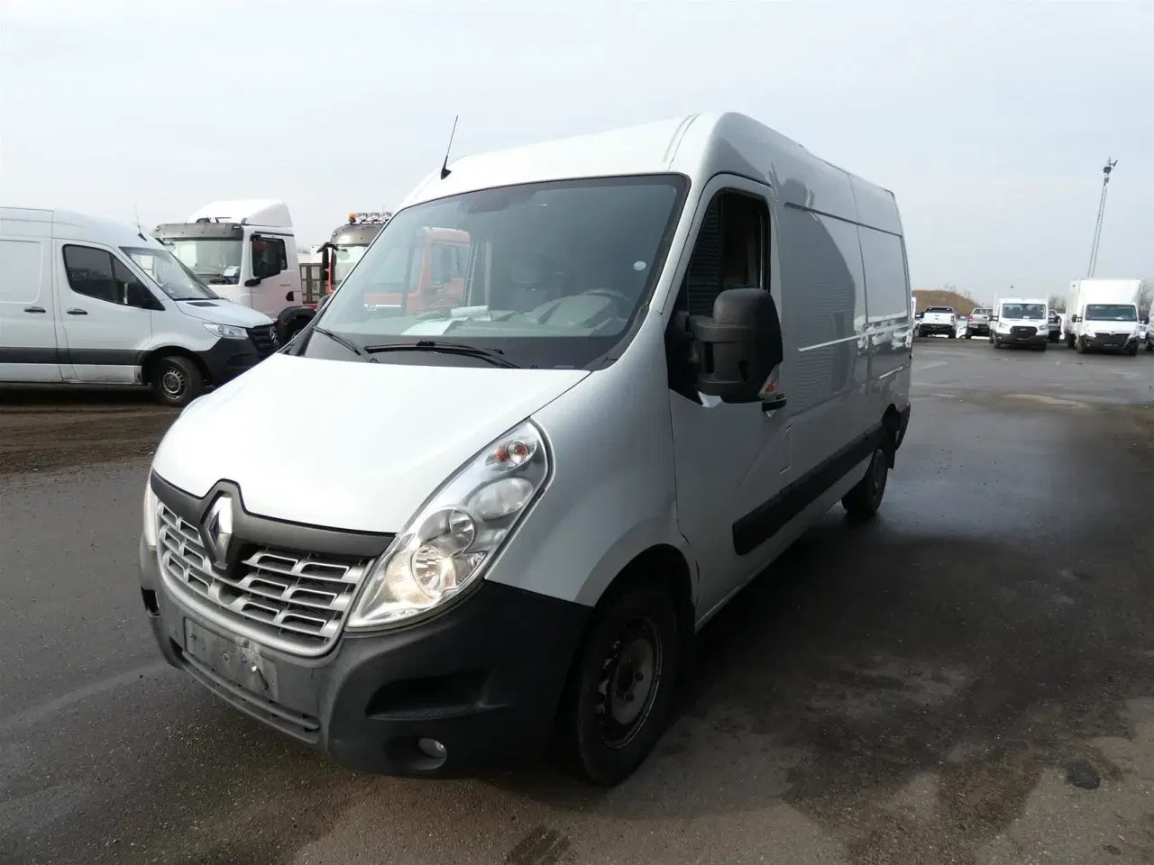 Billede 4 - Renault Master T35 L2H1 2,3 DCI start/stop 170HK Ladv./Chas. 6g