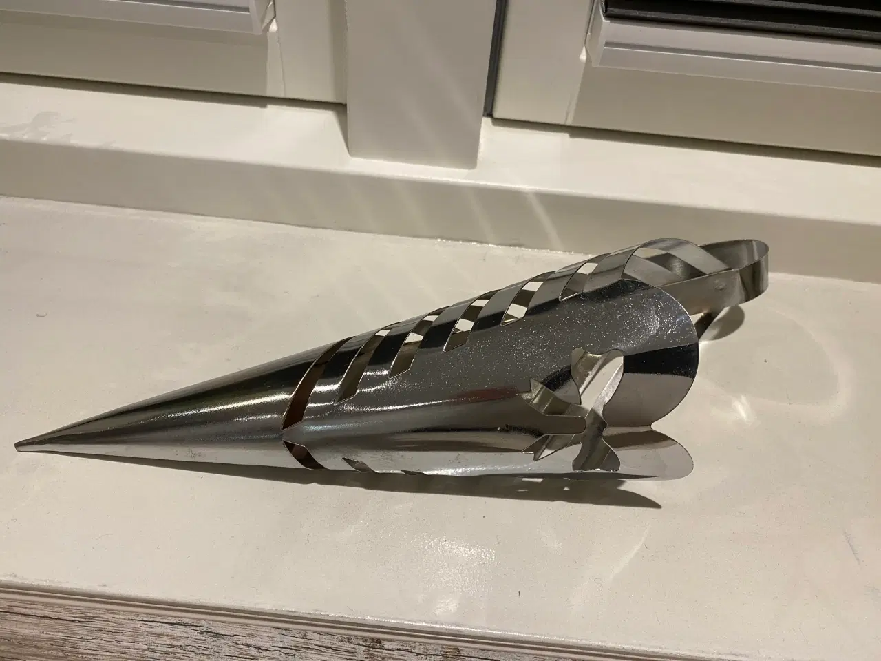 Billede 1 - Julepynt - Stort Herstal Vienna kræmmerhus (Sølv).