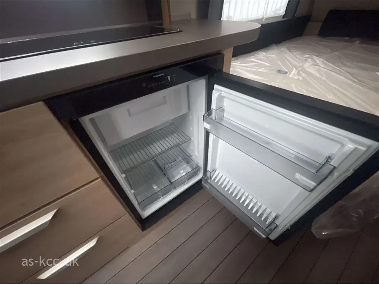 Billede 9 - 2026 - Knaus Südwind Black Selection 450 FU