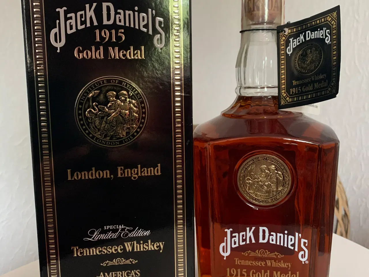 Billede 1 - Jack Daniels Gold Medal 1l. 1915-1954-1981. 
