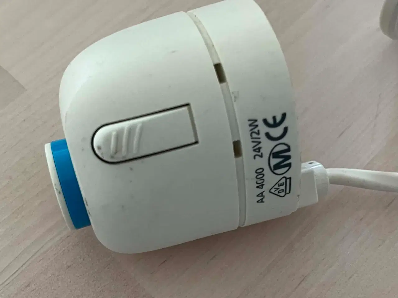 Billede 1 - Termoaktuator / telestat til gulvvarme – 24V, 2W 