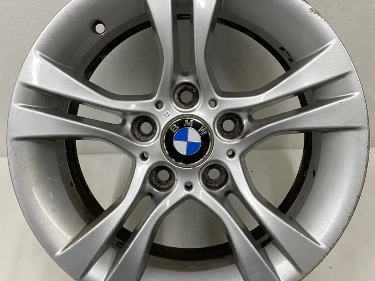 Billede 4 - 16" org. BMW Alufælge "Doppel Speiche 268" 4STK A64434