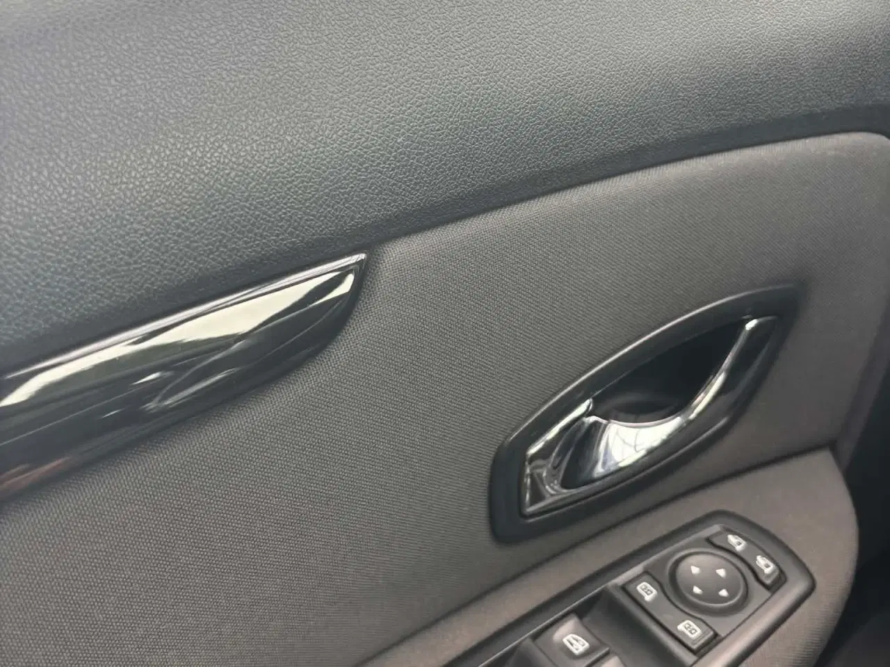 Billede 10 - Fin stor bil med god plads 