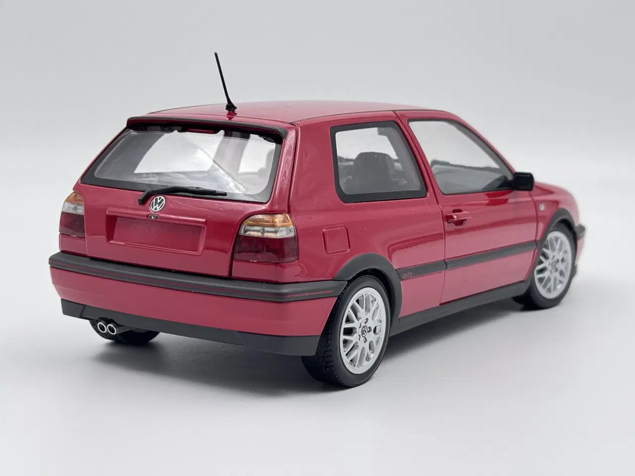 Billede 3 - 1996 VW Golf III GTI 20 Jubi - 1:18