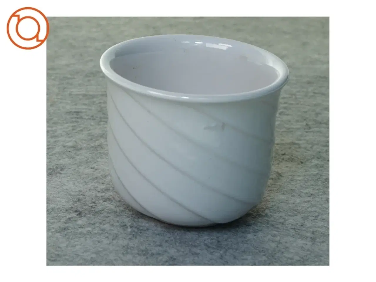 Billede 1 - Urtepotteskjuler fra W Germany (str. 8 x 9 cm)