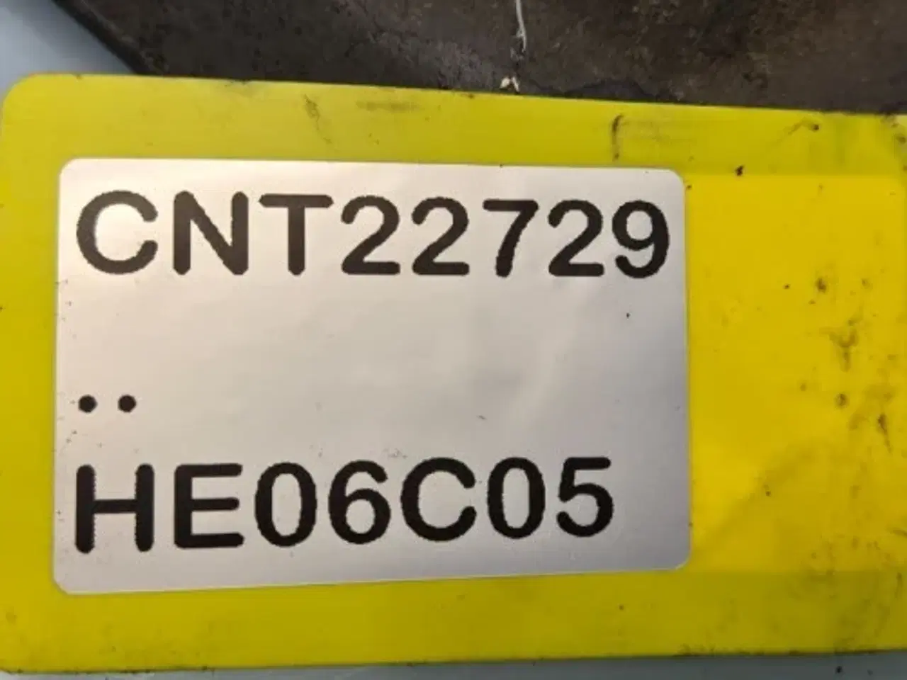 Billede 9 - John Deere  6068   Dæksel   R522200