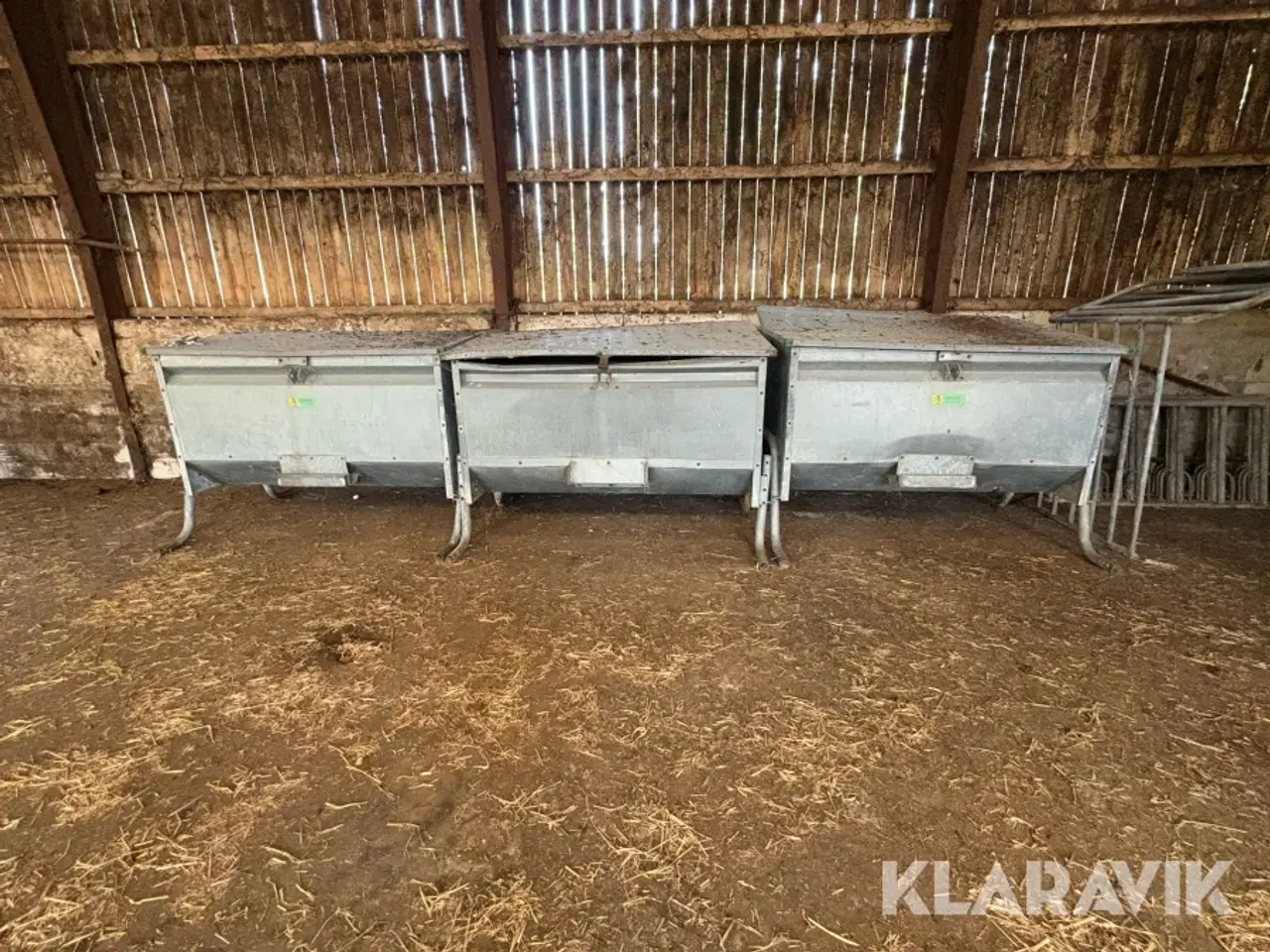 Billede 2 - Foderautomater JOURDAIN  til kalve 3 styk.