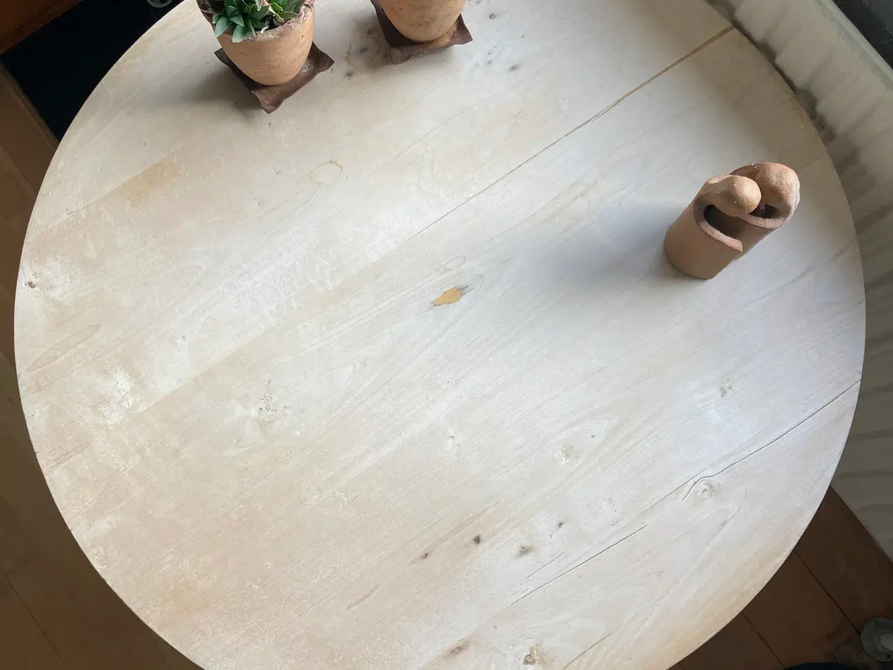 Billede 2 - Gammelt Cafe bord i fyrretræ