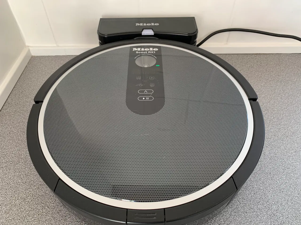Billede 1 - Miele Scout RX1 robotstøvsuger