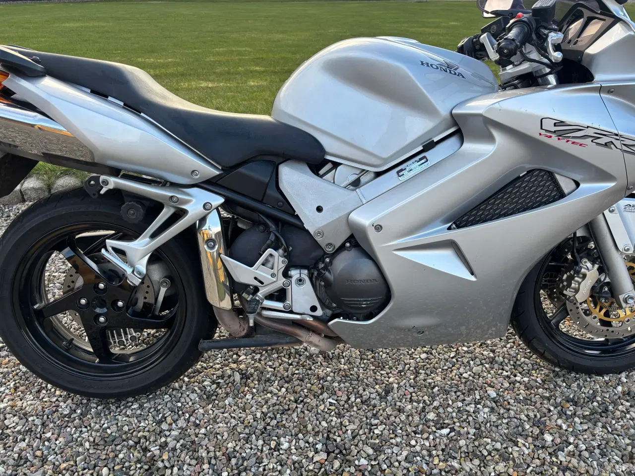 Billede 2 - Honda VFR800 - nyserviceret