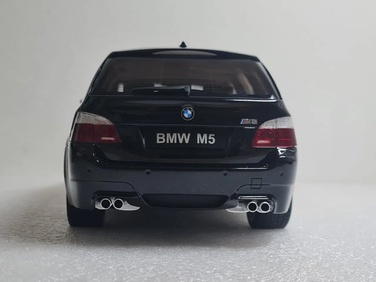 Billede 7 - 1:18 BMW M5 E61 Touring ottomobile 